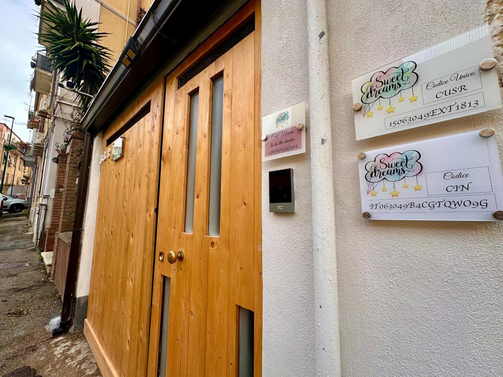 Bed and Breakfast Sweet Dreams Napoli Exterior foto